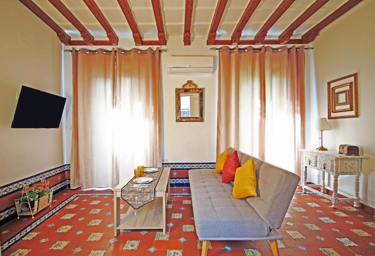 Palace House Hercules - Apartments Sevilla Exteriér fotografie