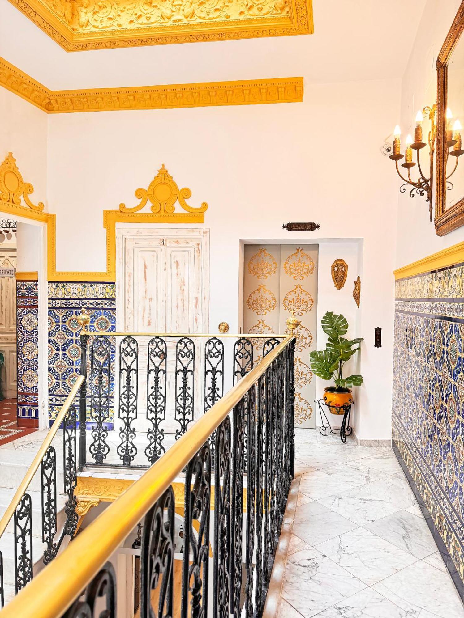Palace House Hercules - Apartments Sevilla Exteriér fotografie