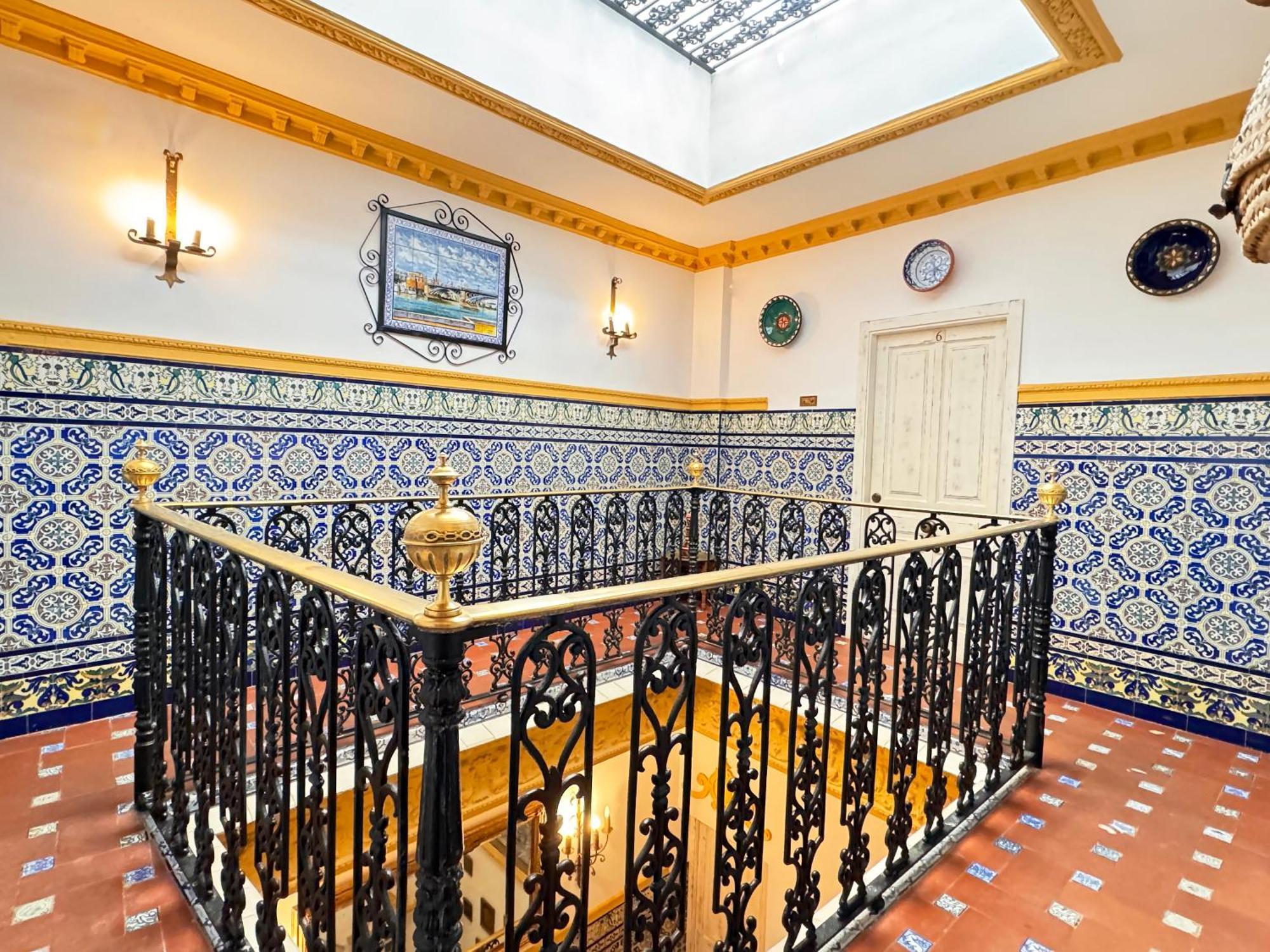 Palace House Hercules - Apartments Sevilla Exteriér fotografie